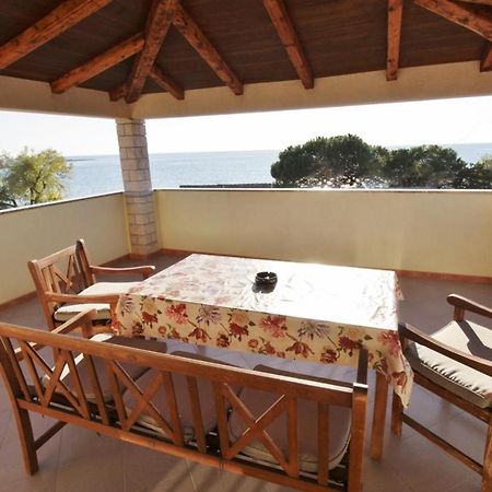 Apartments Zambratija With Sea View Kültér fotó