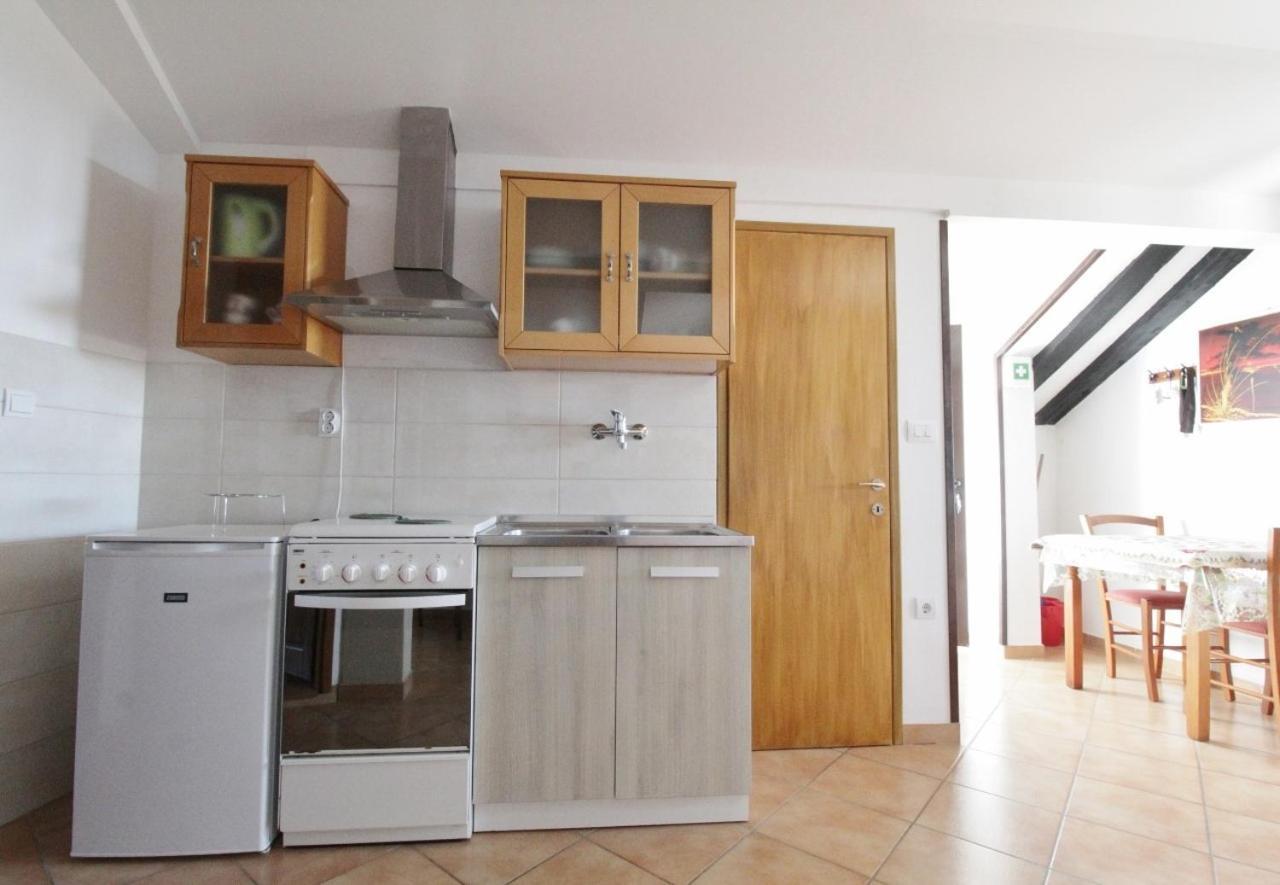 Apartments Zambratija With Sea View Kültér fotó