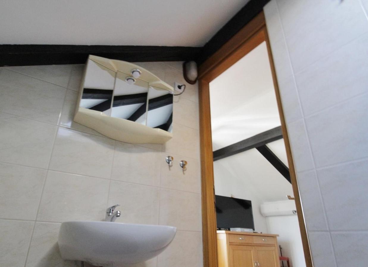 Apartments Zambratija With Sea View Kültér fotó