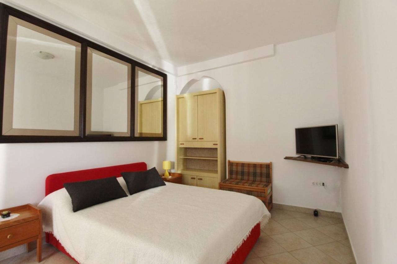 Apartments Zambratija With Sea View Kültér fotó