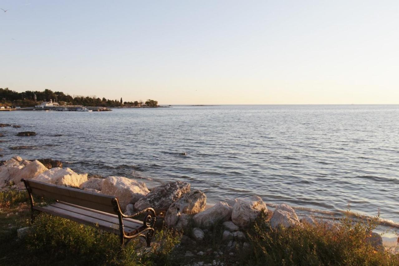 Apartments Zambratija With Sea View Kültér fotó