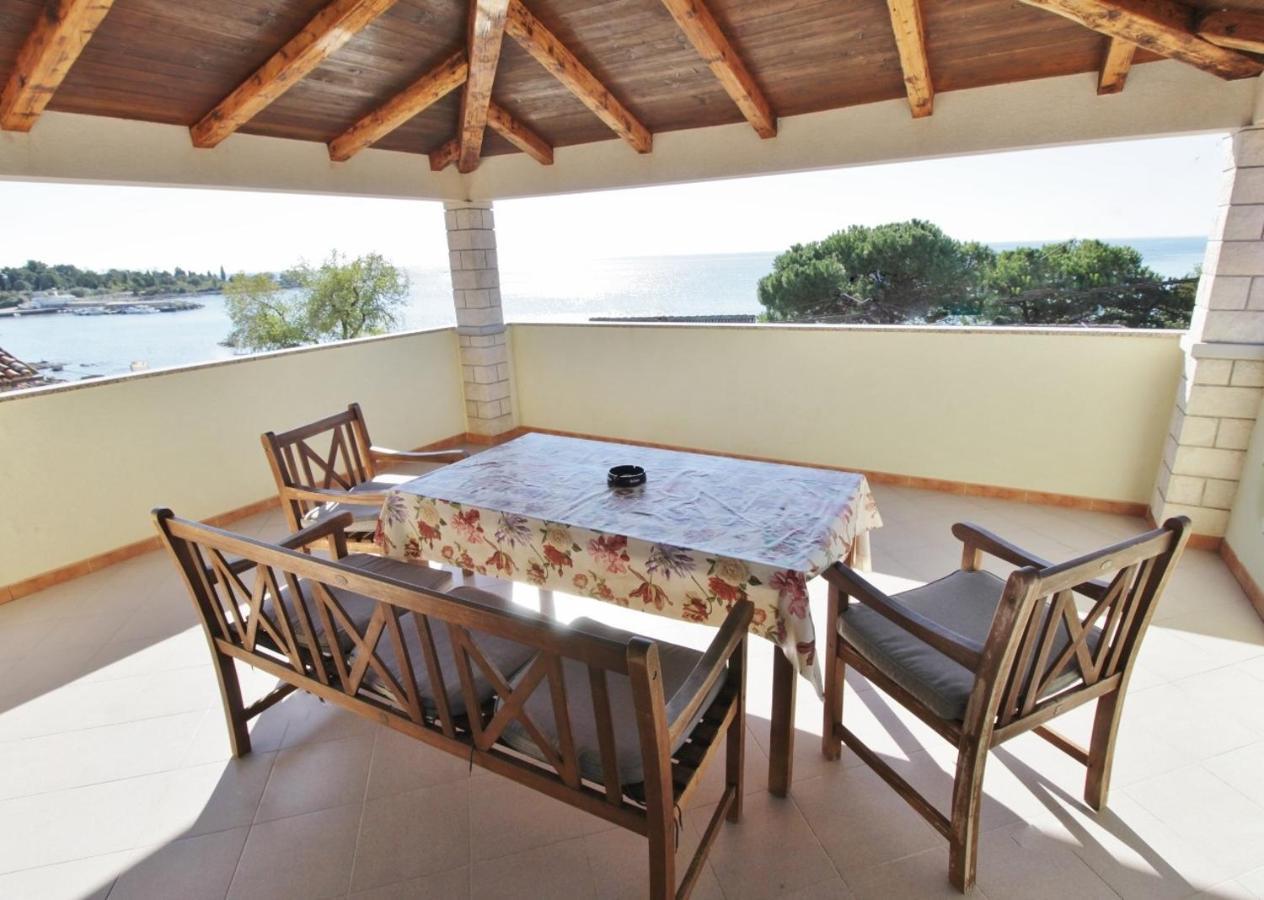Apartments Zambratija With Sea View Kültér fotó